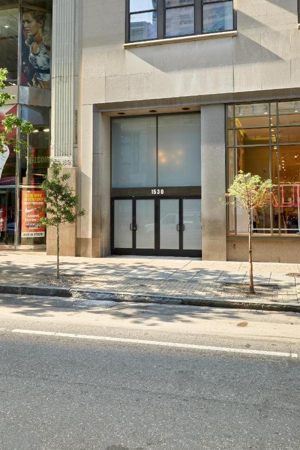 Sonder Liberty Place Philadelphia Exterior photo