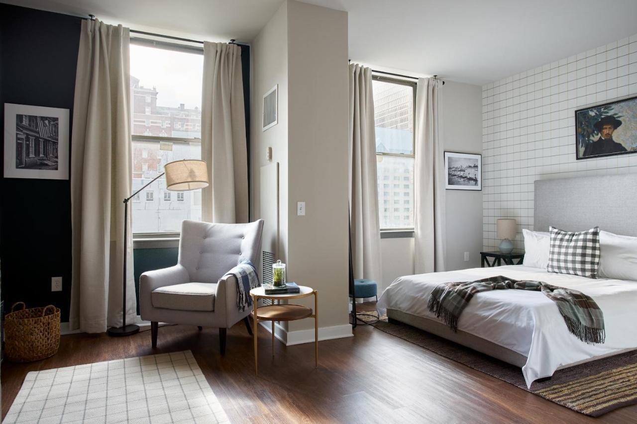 Sonder Liberty Place Philadelphia Exterior photo