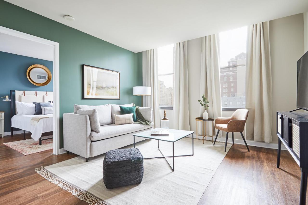 Sonder Liberty Place Philadelphia Exterior photo